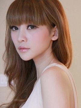 女明星流海,演绎女明星的时尚魅力